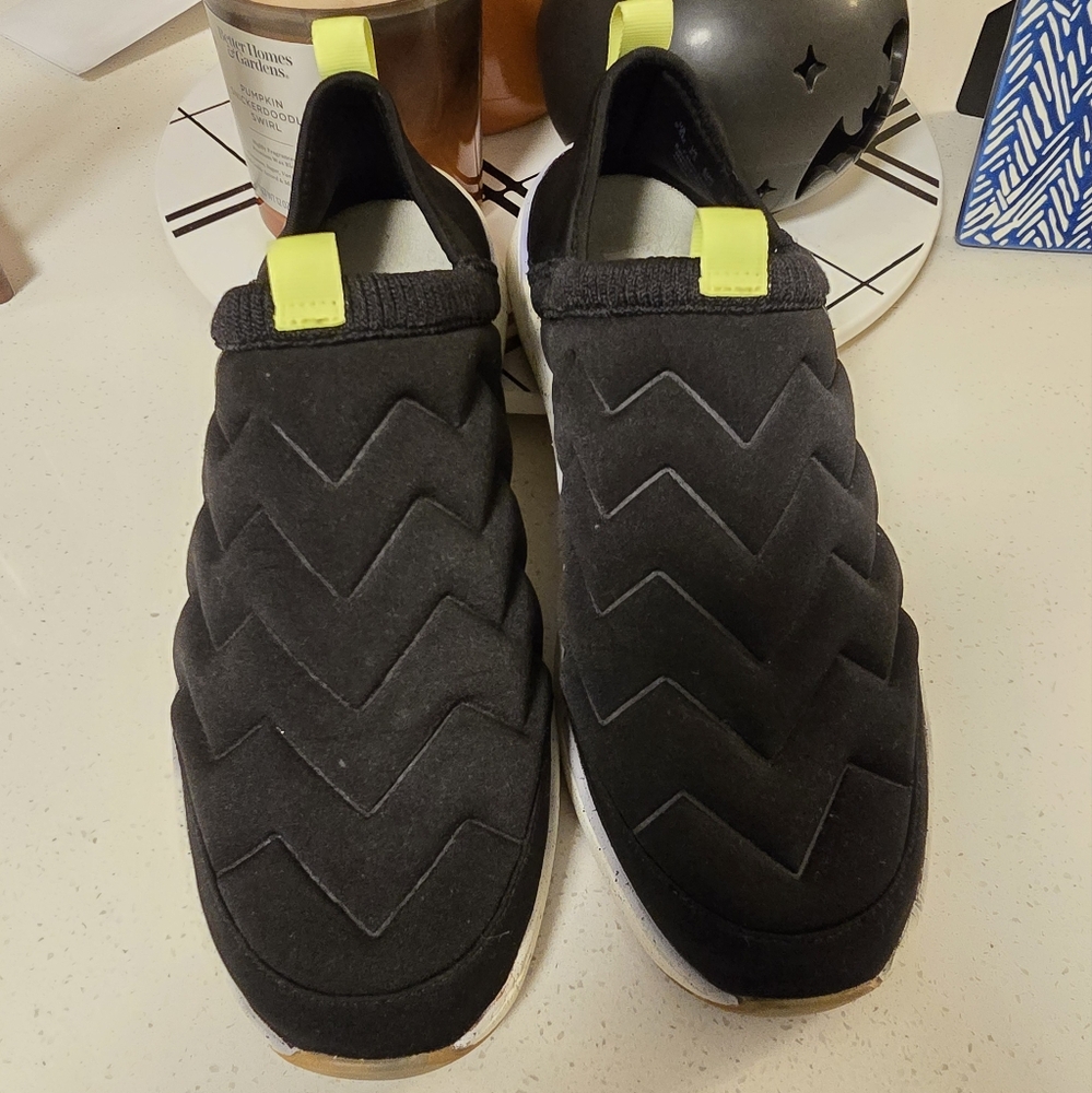 Dr. Scholls Slip On Sneakers Sz 9.5